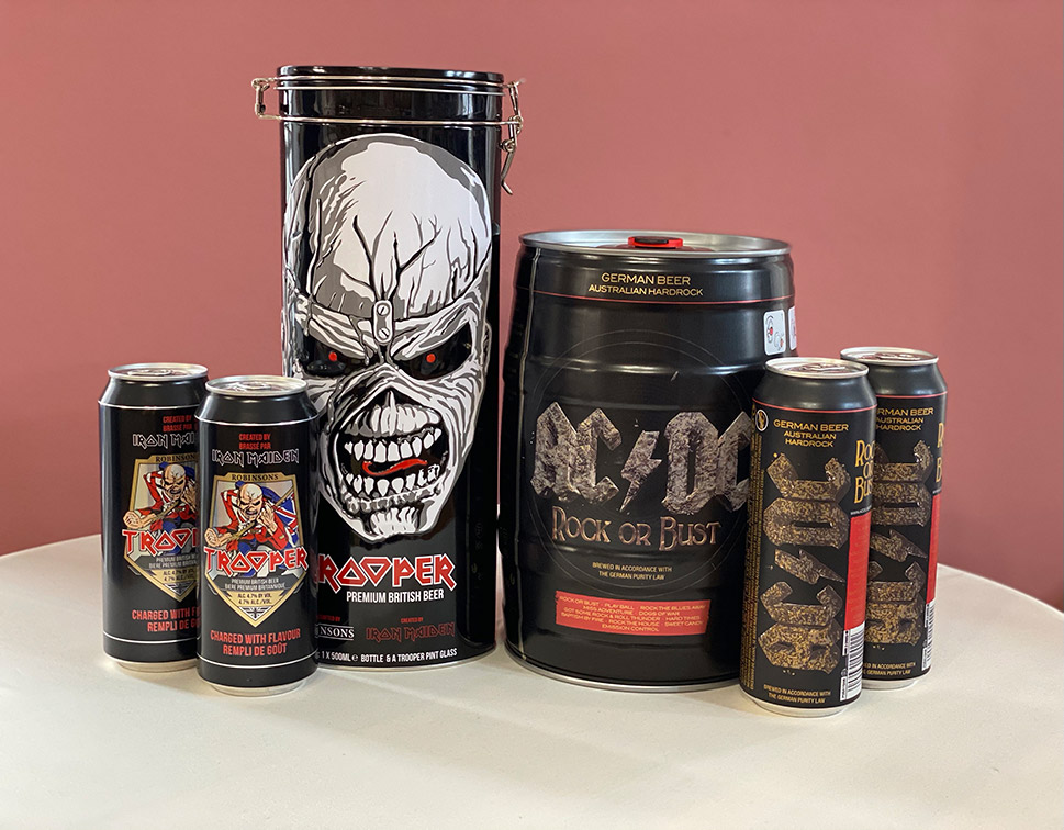 AC/DC pivo a Iron Maiden pivo